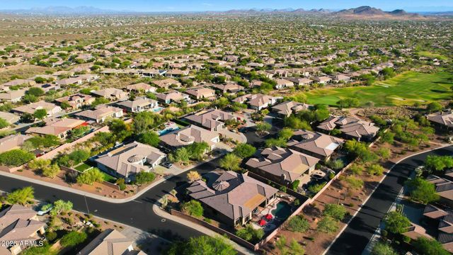 42410 N HARBOUR TOWN Court, Anthem, AZ 85086
