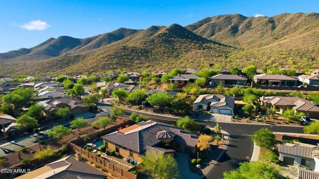 42410 N HARBOUR TOWN Court, Anthem, AZ 85086
