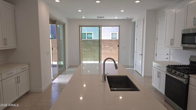 1160 E MARLIN Drive, Chandler, AZ 85286