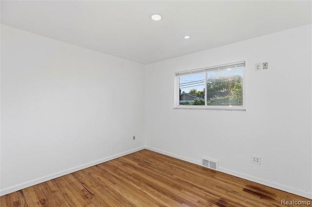 35074 Lana Lane, Sterling Heights, MI 48312