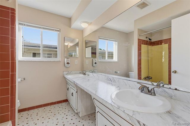 35074 Lana Lane, Sterling Heights, MI 48312
