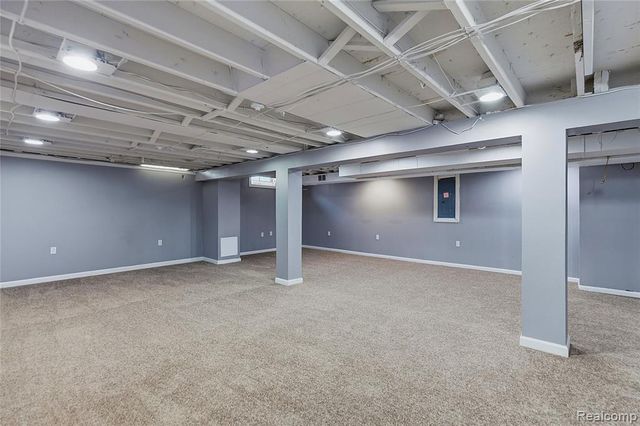 35074 Lana Lane, Sterling Heights, MI 48312