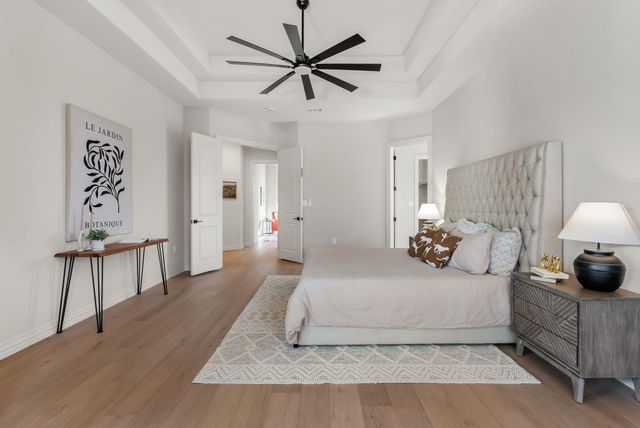 999 Enchanted Oaks DR, Driftwood, TX 78619