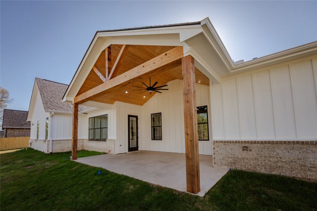 13970 Cedar Vista Lane, Tyler, TX 75704