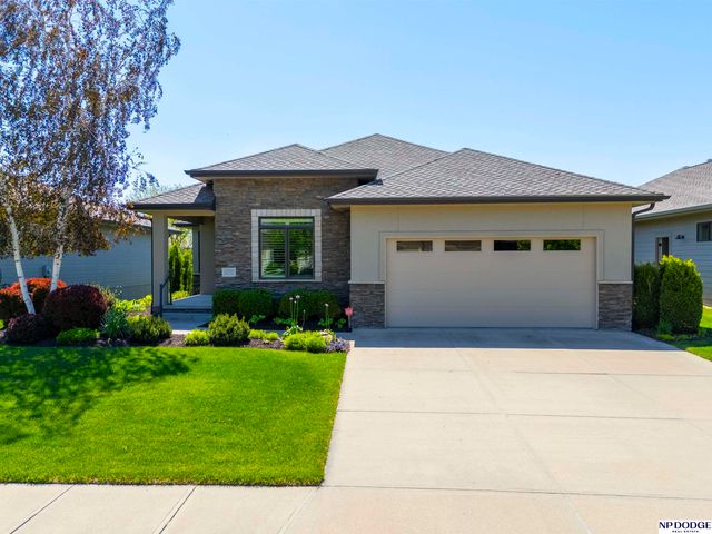 12705 Scott Street, Omaha, NE 68142