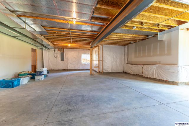 12705 Scott Street, Omaha, NE 68142
