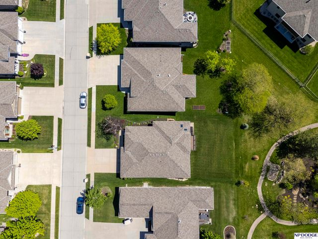 12705 Scott Street, Omaha, NE 68142