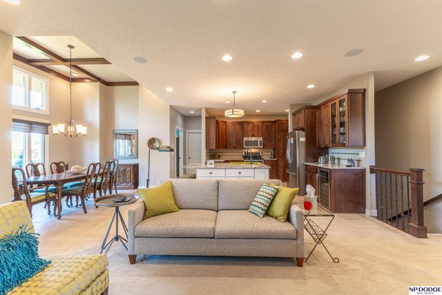 12705 Scott Street, Omaha, NE 68142