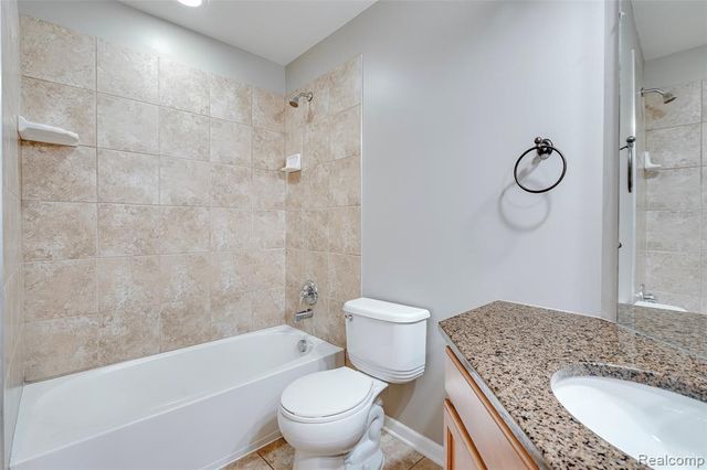 27974 Middleton Drive, Novi, MI 48377