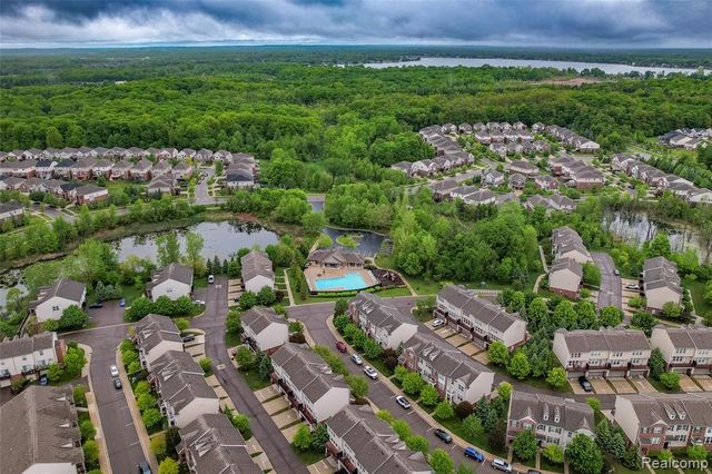 27974 Middleton Drive, Novi, MI 48377