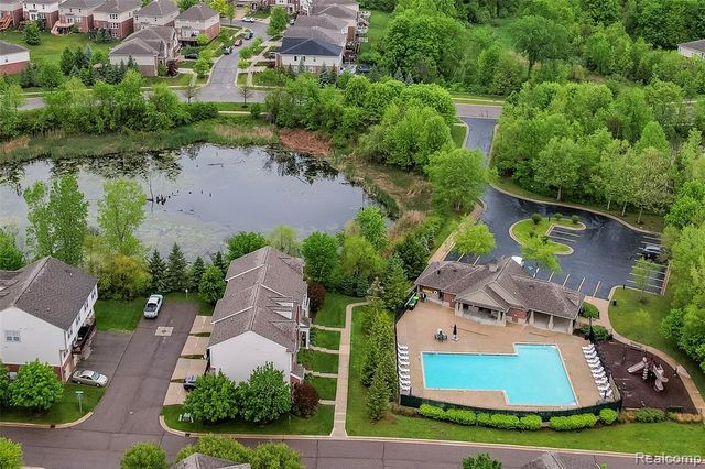 27974 Middleton Drive, Novi, MI 48377