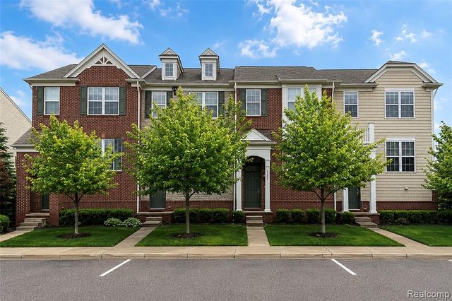 27974 Middleton Drive, Novi, MI 48377