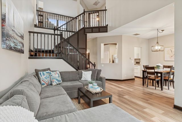 1269 Rhodes Lane, Naperville, IL 60540