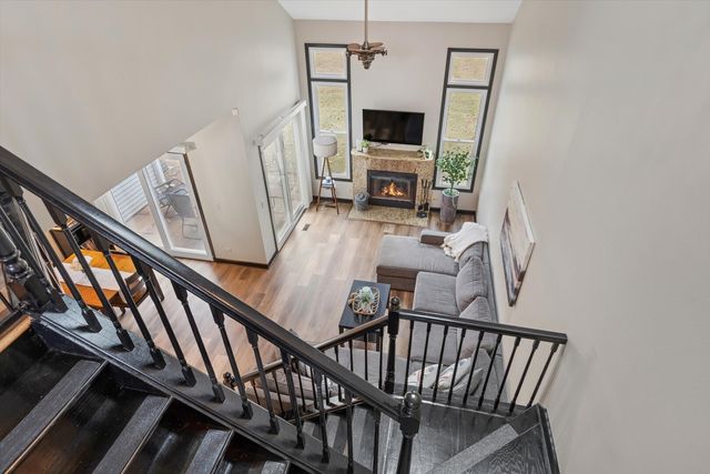 1269 Rhodes Lane, Naperville, IL 60540