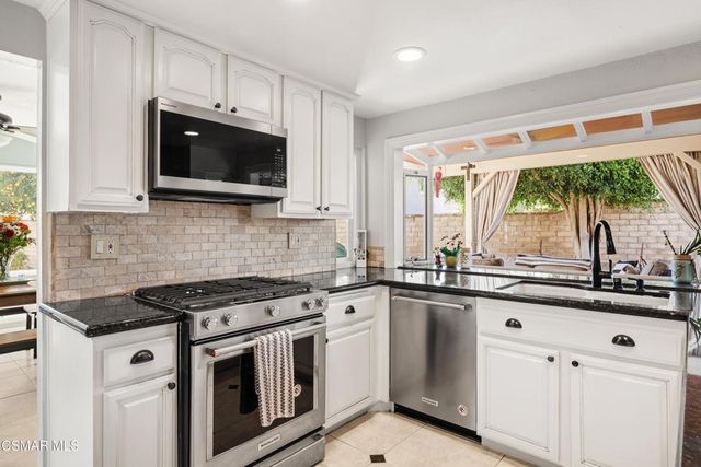 2827 Tiffaney Lane, Simi Valley, CA 93063
