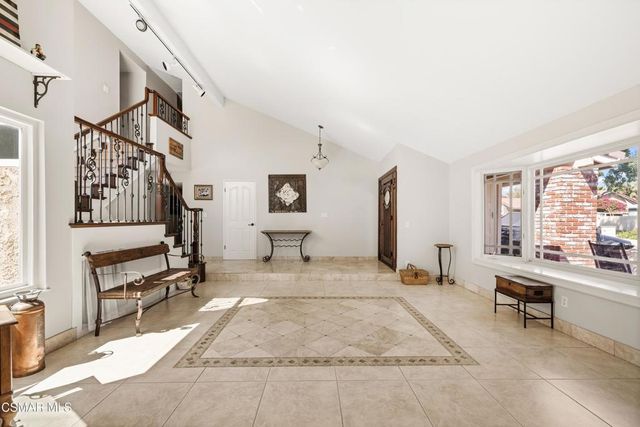 2827 Tiffaney Lane, Simi Valley, CA 93063