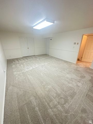 5488 S 250 E, Washington Terrace, UT 84405