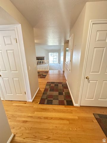 5488 S 250 E, Washington Terrace, UT 84405