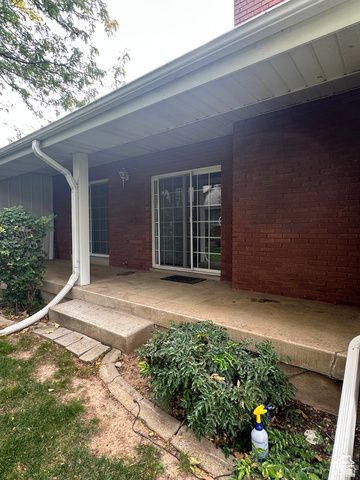 5488 S 250 E, Washington Terrace, UT 84405