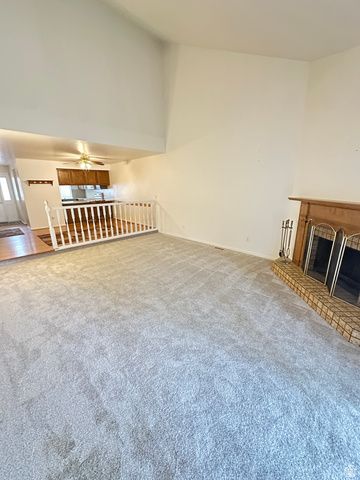 5488 S 250 E, Washington Terrace, UT 84405