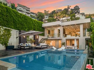 1717 Sunset Plaza, Los Angeles, CA 90069