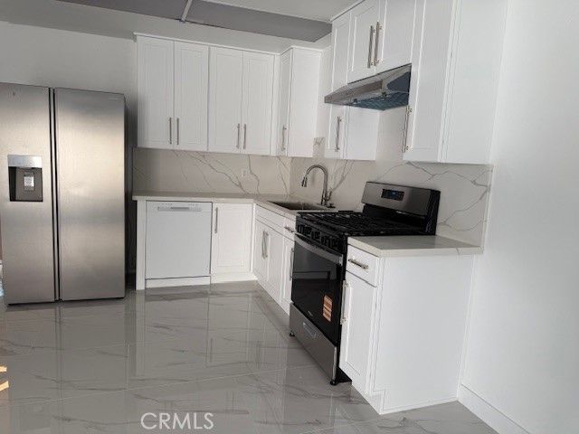 16682 Goldenwest 2, Huntington Beach, CA 92647