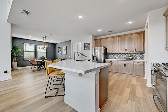 8509 Silverthorne ST, Austin, TX 78744