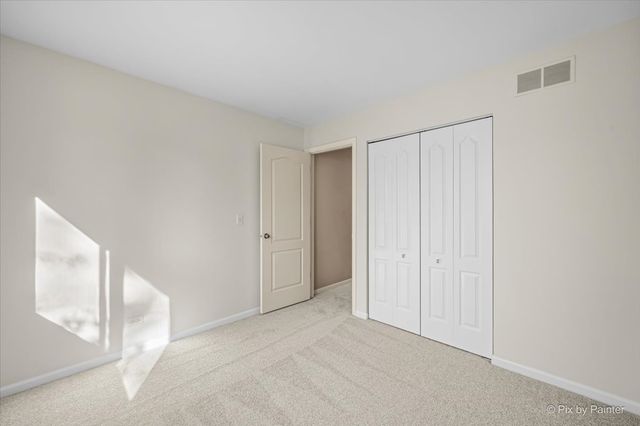442 Santa Fe Trail, Cary, IL 60013