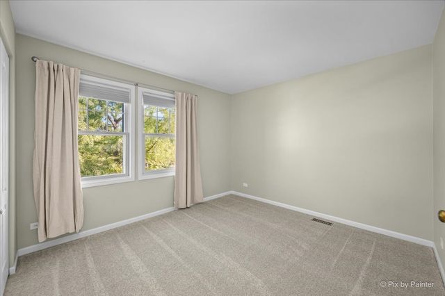 442 Santa Fe Trail, Cary, IL 60013