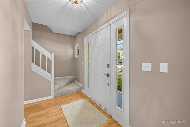 442 Santa Fe Trail, Cary, IL 60013