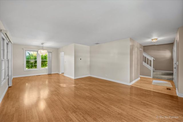 442 Santa Fe Trail, Cary, IL 60013