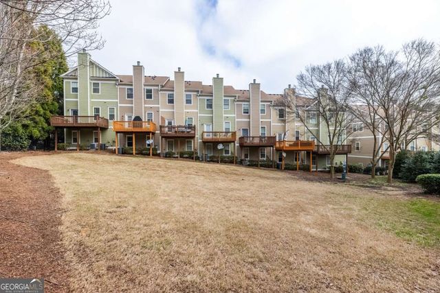 1895 Sterling Oaks Circle NE, Atlanta, GA 30319