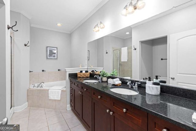 1895 Sterling Oaks Circle NE, Atlanta, GA 30319