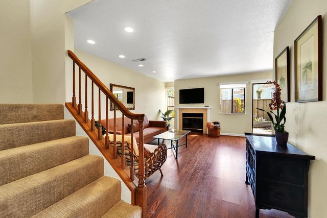 2958 Leotar Circle, Santa Cruz, CA 95062
