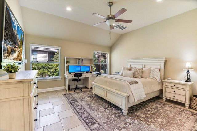 292 Swallowtail DR, Austin, TX 78737