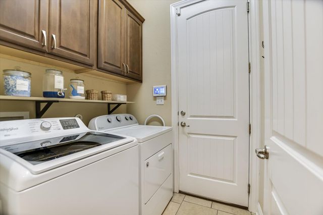 292 Swallowtail DR, Austin, TX 78737