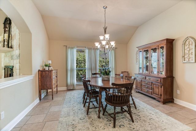 292 Swallowtail DR, Austin, TX 78737