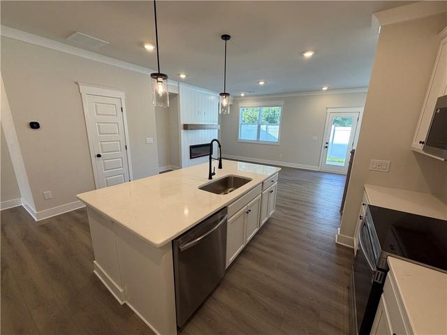 4226 Oak View Lane, Gainesville, GA 30504
