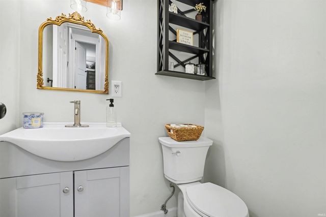 23052 Sandalwood Drive, Elkhart, IN 46516