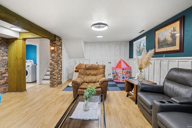 23052 Sandalwood Drive, Elkhart, IN 46516