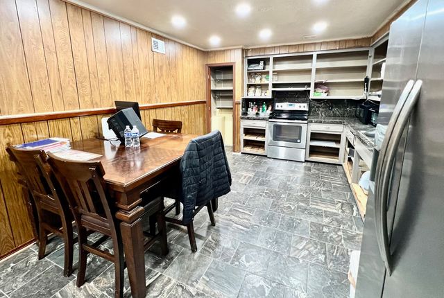 125 Ensor Dr, Cookeville, TN 38501