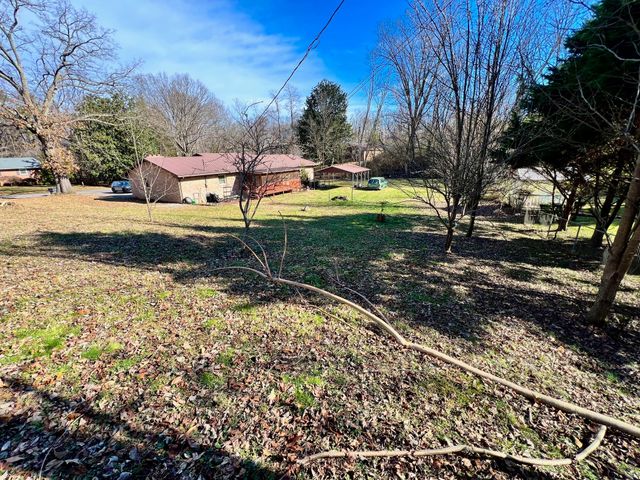 125 Ensor Dr, Cookeville, TN 38501