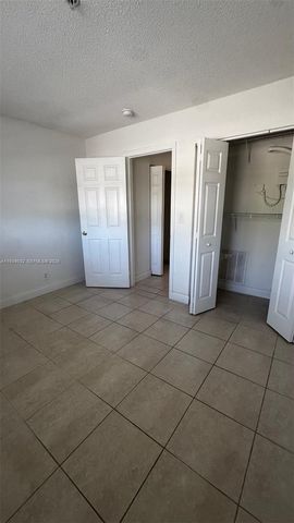 4251 NW 5th St 257, Plantation, FL 33317