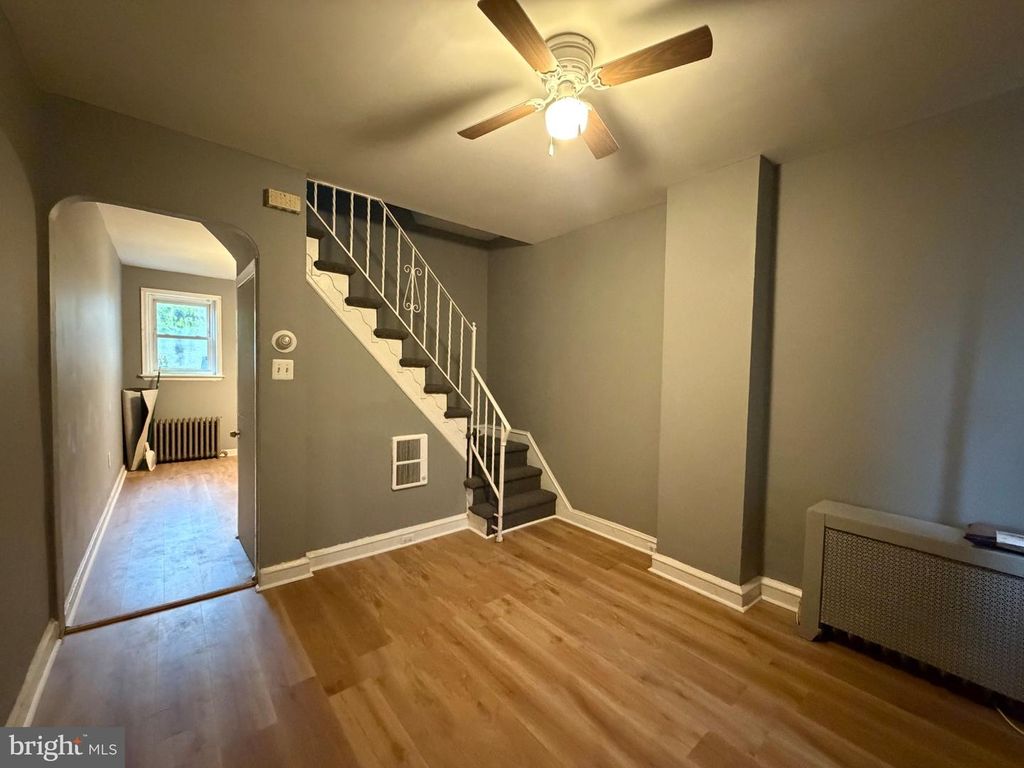 2105 E ELKHART ST, Philadelphia, PA 19134 — photo 2