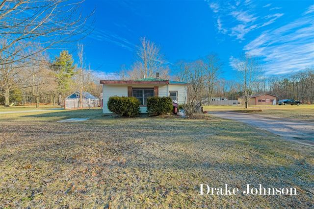 2474 Evanston Avenue, Muskegon, MI 49442