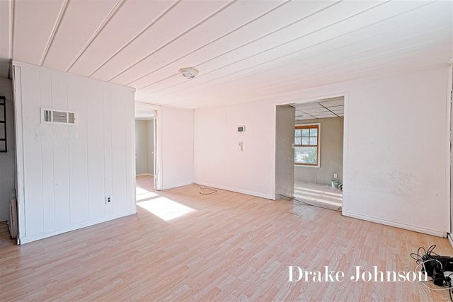 2474 Evanston Avenue, Muskegon, MI 49442