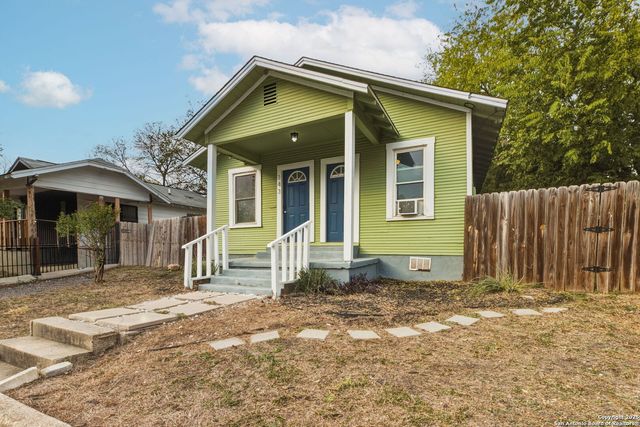 143 Paul, San Antonio, TX 78203