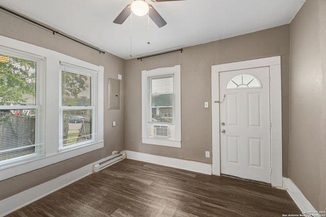 143 Paul, San Antonio, TX 78203