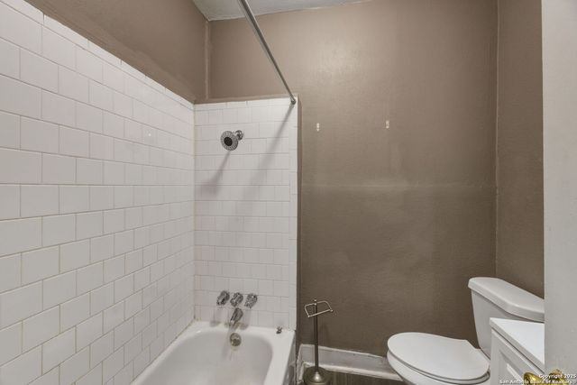 143 Paul, San Antonio, TX 78203