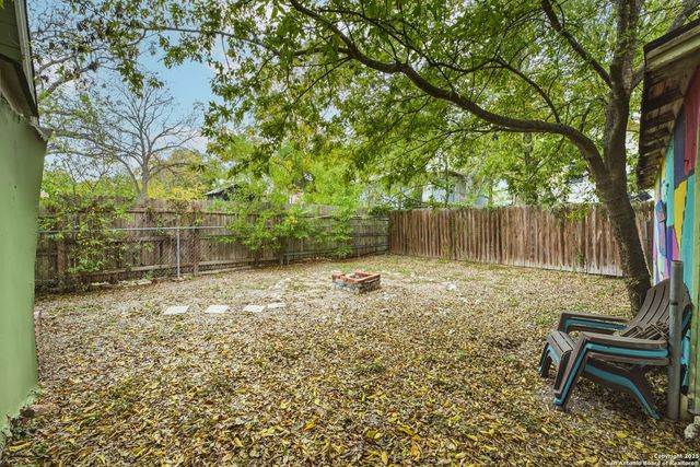 143 Paul, San Antonio, TX 78203